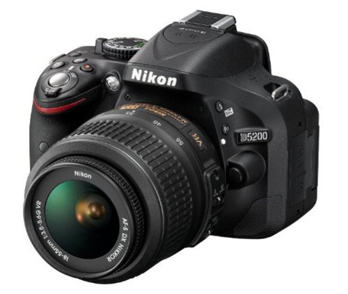 nikon-d5200-with-18-200-mm-lens