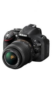 Nikon D5200 with 18-200 mm lens